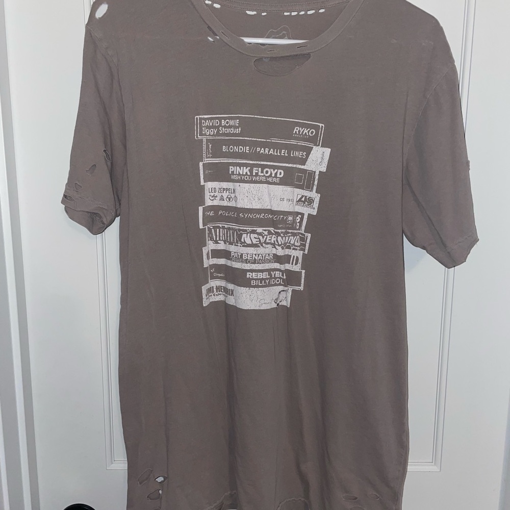 oversized band shirt